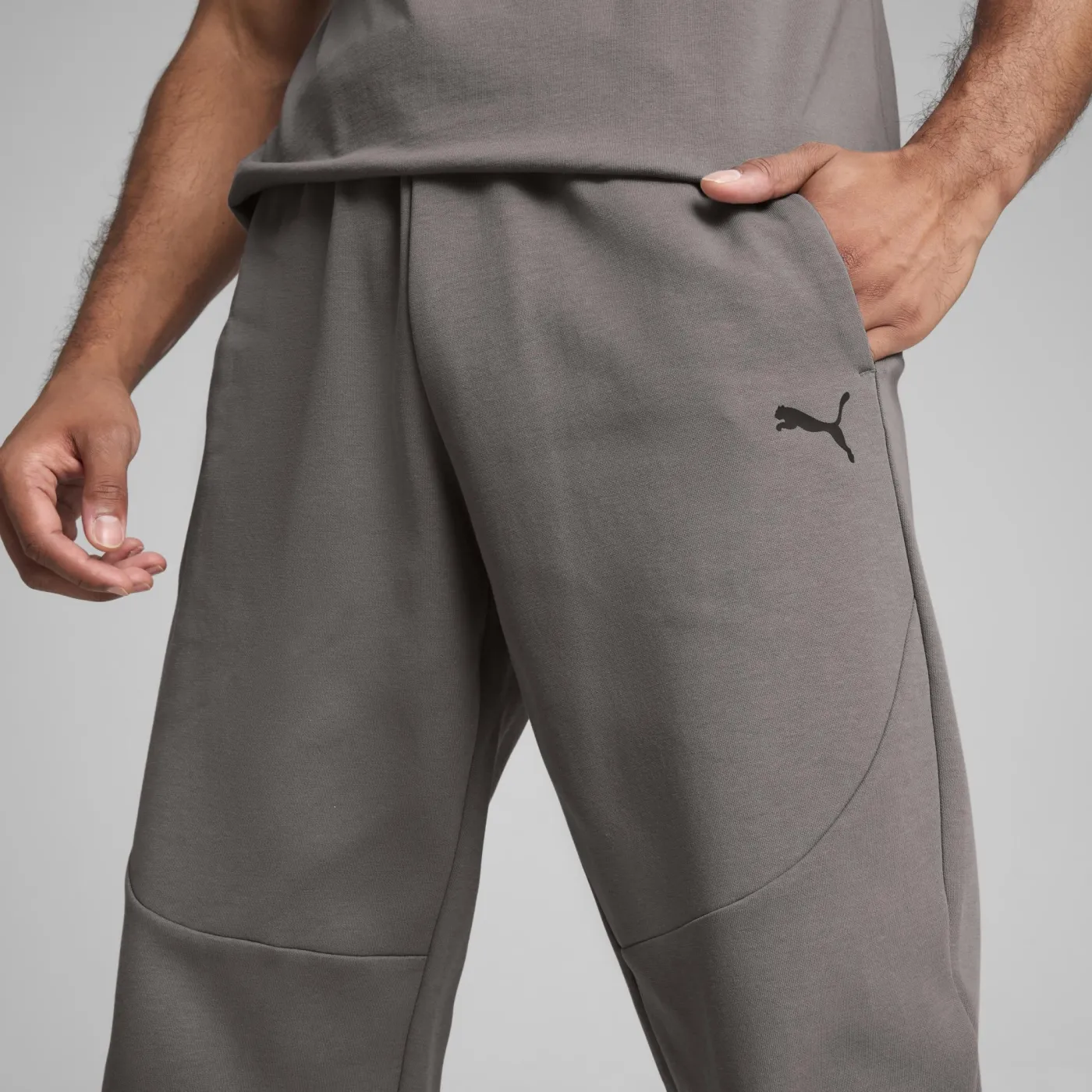 TECH Hose Herren