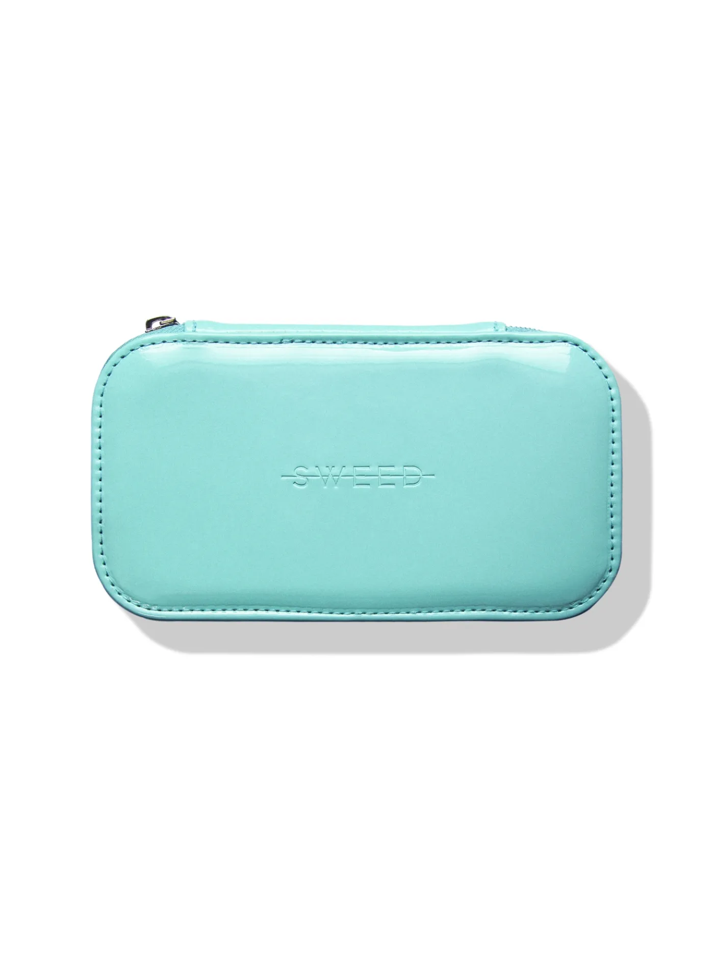 THE MAKEUP BAG