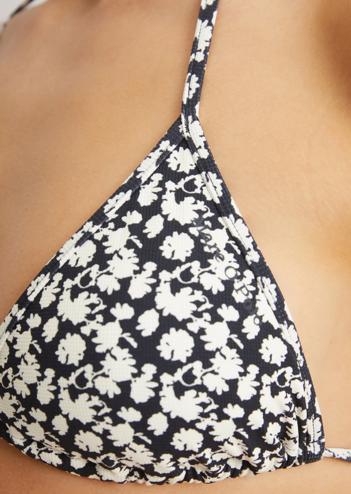 TRIANGLE-BIKINI-TOP MIT FLORALEM MUSTER