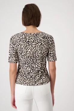T-Shirt mit Leomuster
