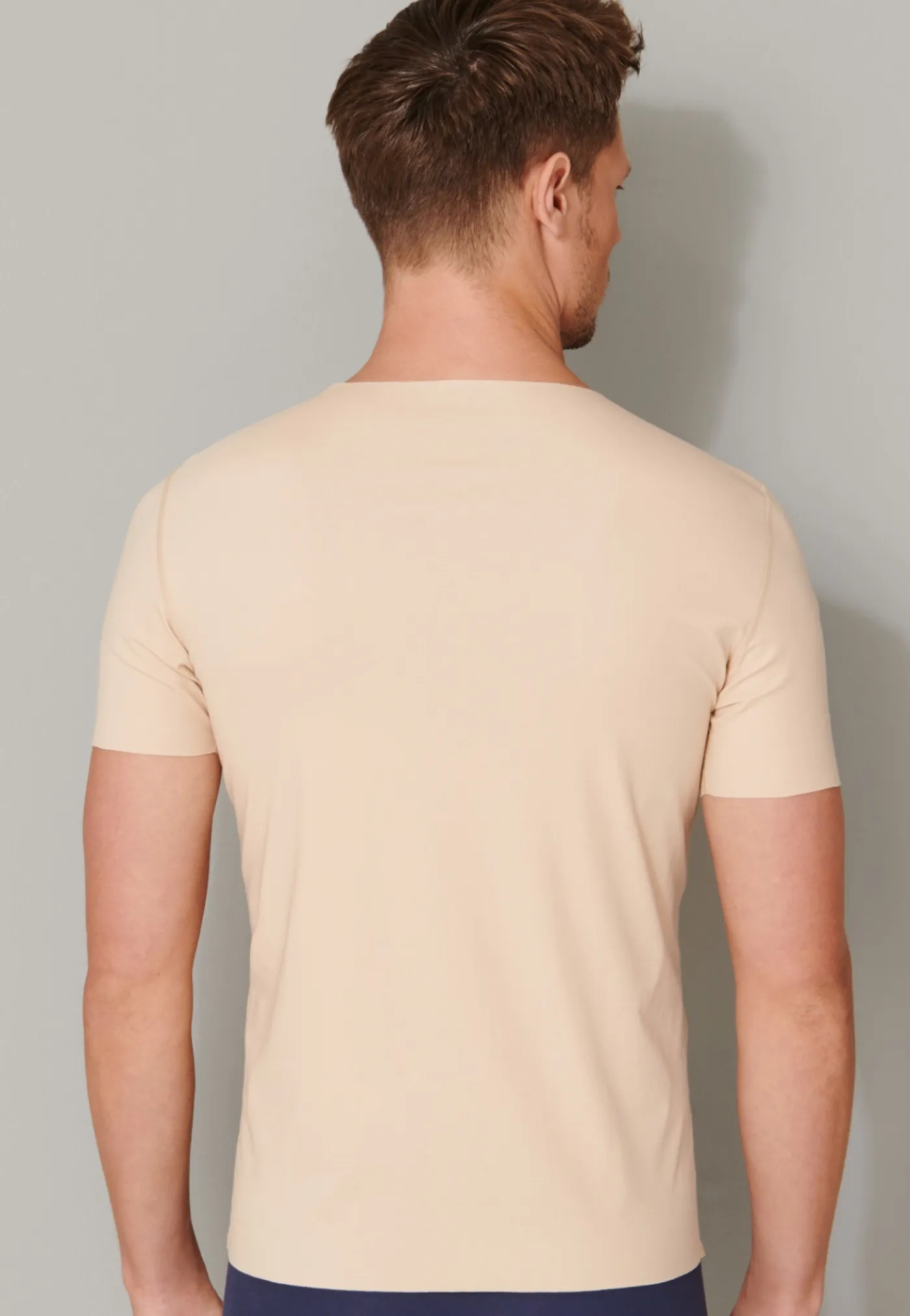 T-shirt V-Ausschnitt