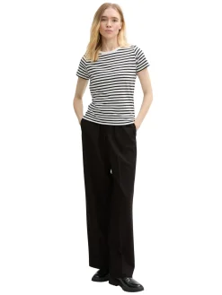Wide Leg Hose